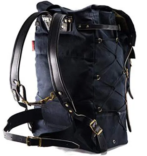 Frost River: Isle Royale Bushcraft Waxed Canvas Backpack