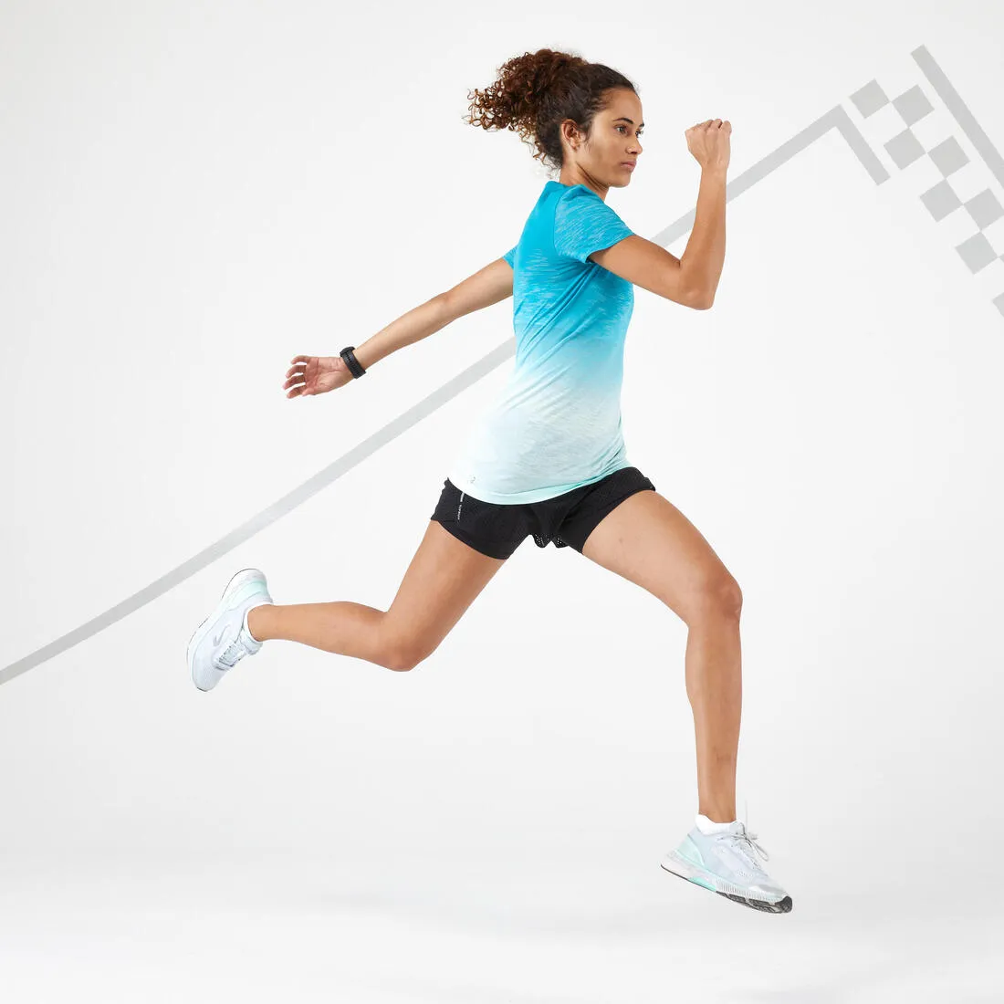 KIPRUN CARE WOMEN'S BREATHABLE RUNNING T-SHIRT - GREEN