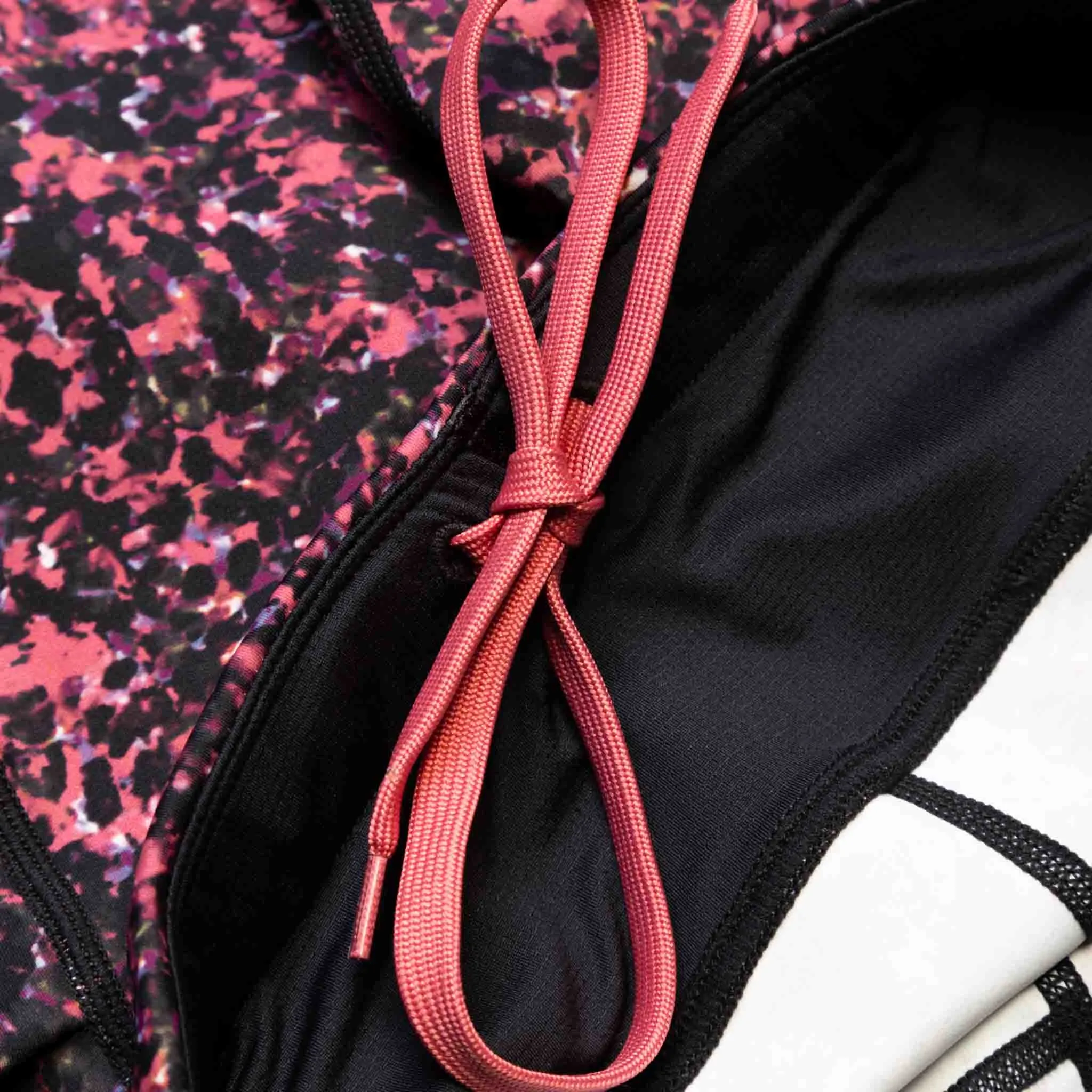 Ronhill | Women's Tech Tight - Salsa Sprinkle